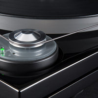 MUSIC HALL MMF - 7.3 TURNTABLE - DIRTY OUTER-BOX